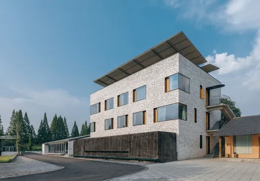 重塑地方建築：中國當代建築的在地性新詮釋