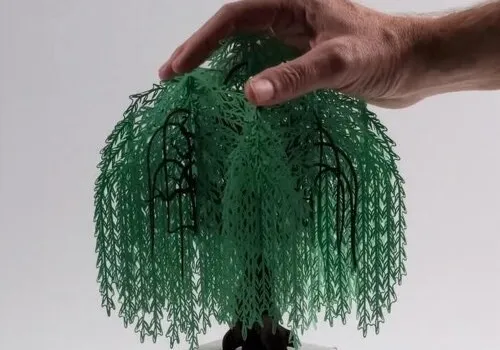 詩意摺紙： Kirigami 藝術的植物敘事
