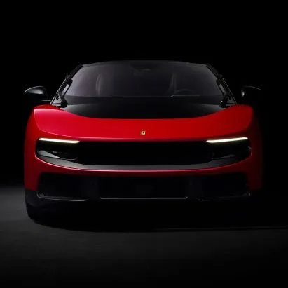 法拉利Luce：Jony Ive操刀，定義超跑電動化新篇章