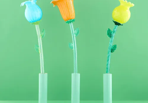 慕拉諾琉璃之光：觸控花朵燈飾，點亮流動的藝術詩篇