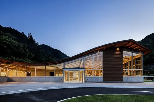 牧野之森：高知佐川地景建築，對植物學之父的自然致敬