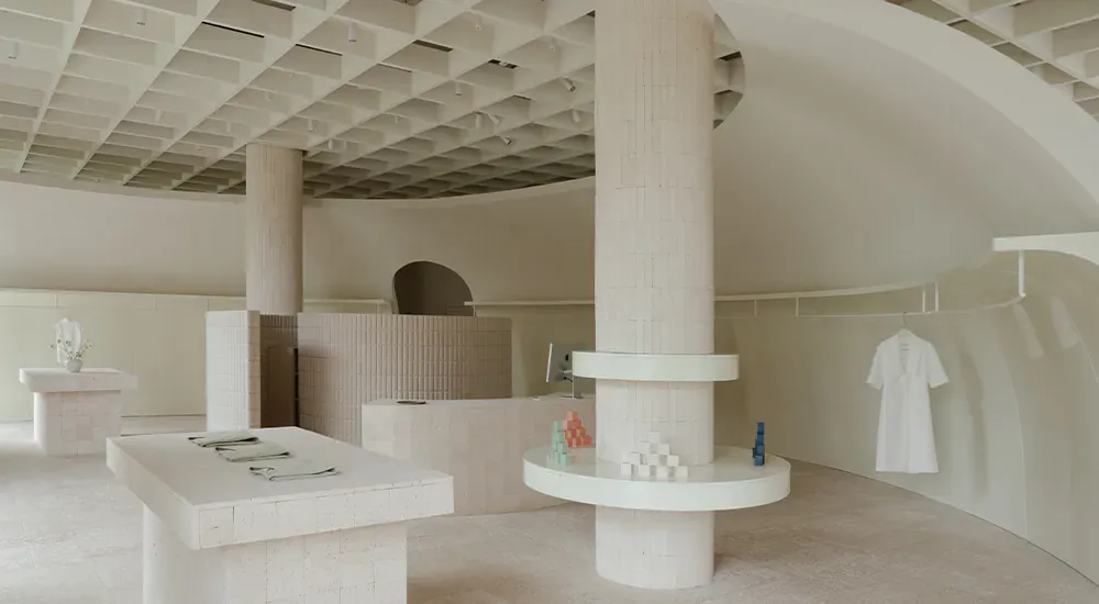 Messa House：哈薩克精品空間的靜謐極簡美學與零售革新