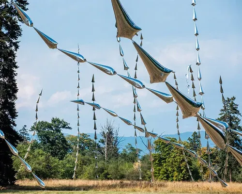 風動之詩：Aérosculpture「鋼草」如何將阿姆斯特丹微風昇華為動態金屬地景