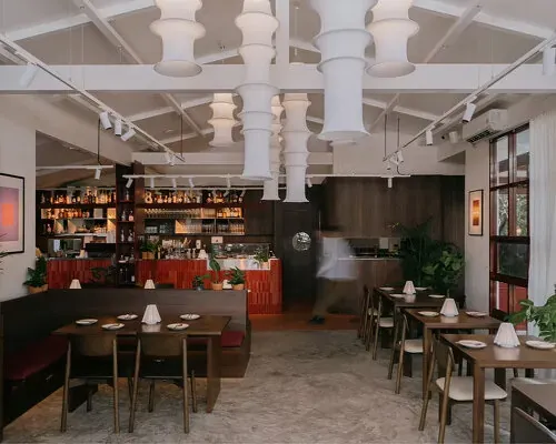 Luminous Legacy: Pachapasa Studio Transforms Bangkok Residence into Arvie Restaurant's Culinary Oasis